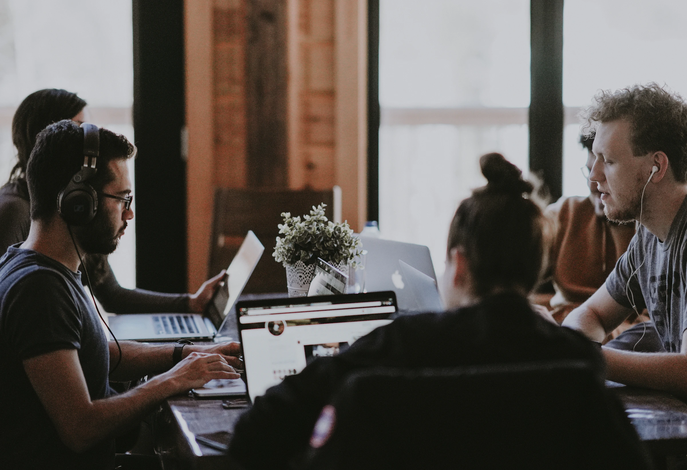 Annie Spratt_1753659757339_unsplash_id_sggw4-qDD54.webp